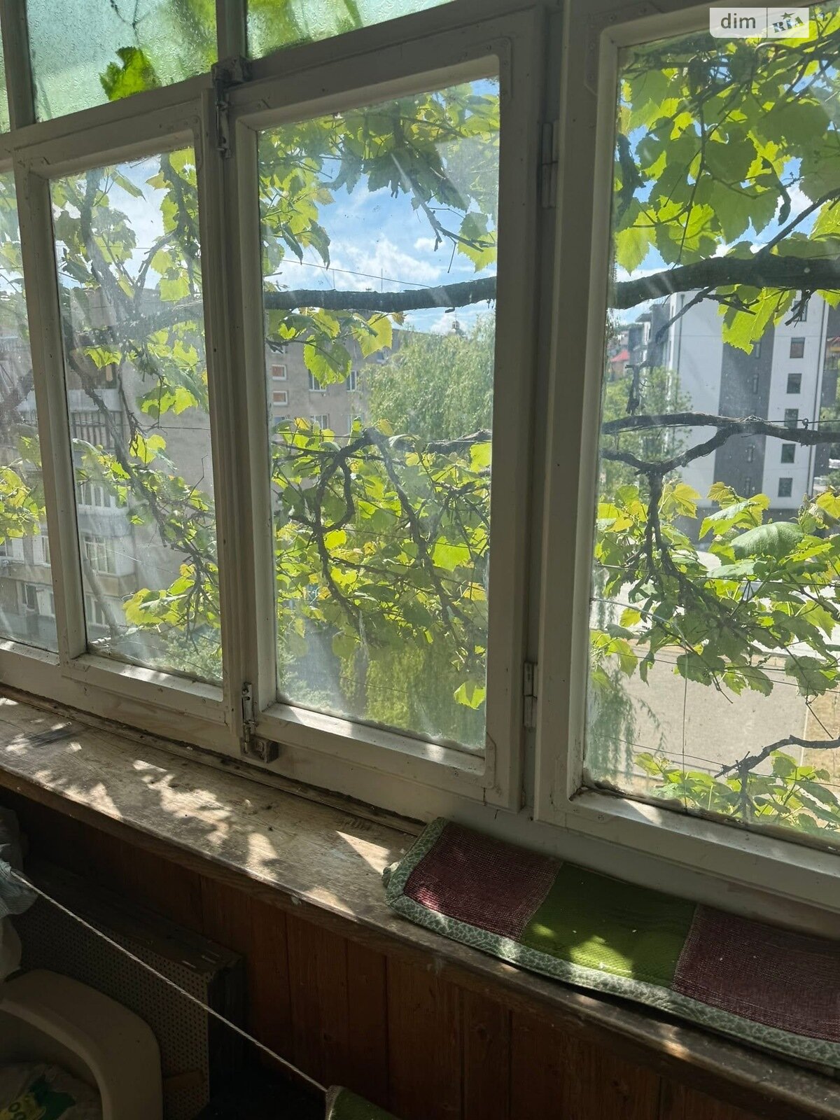 Продажа трехкомнатной квартиры в Ужгороде, на ул. Олега Куцина 22, район Шахта фото 1 Продажа трехкомнатной квартиры в Ужгороде, на ул. Олега Куцина 22, район Шахта фото 1