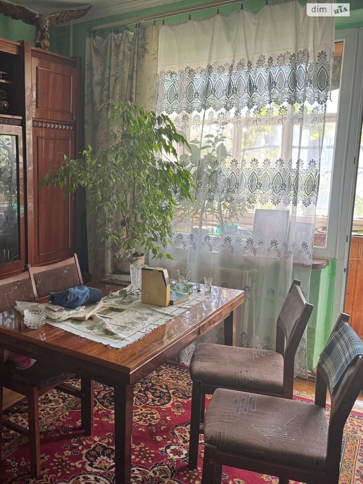 Продажа трехкомнатной квартиры в Ужгороде, на ул. Олега Куцина 22, район Шахта фото 1 Продажа трехкомнатной квартиры в Ужгороде, на ул. Олега Куцина 22, район Шахта фото 1