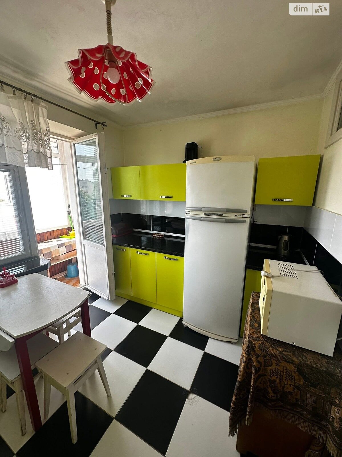 Продажа трехкомнатной квартиры в Ужгороде, на ул. Оноковская, район Шахта фото 1