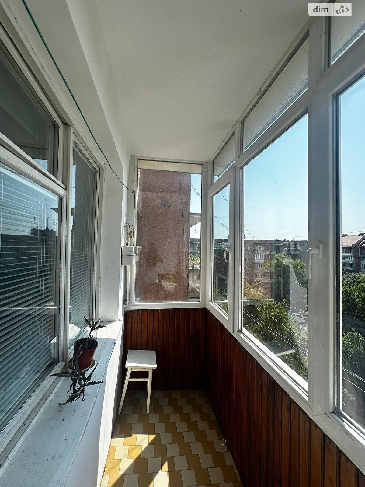 Продажа трехкомнатной квартиры в Ужгороде, на ул. Оноковская, район Шахта фото 1