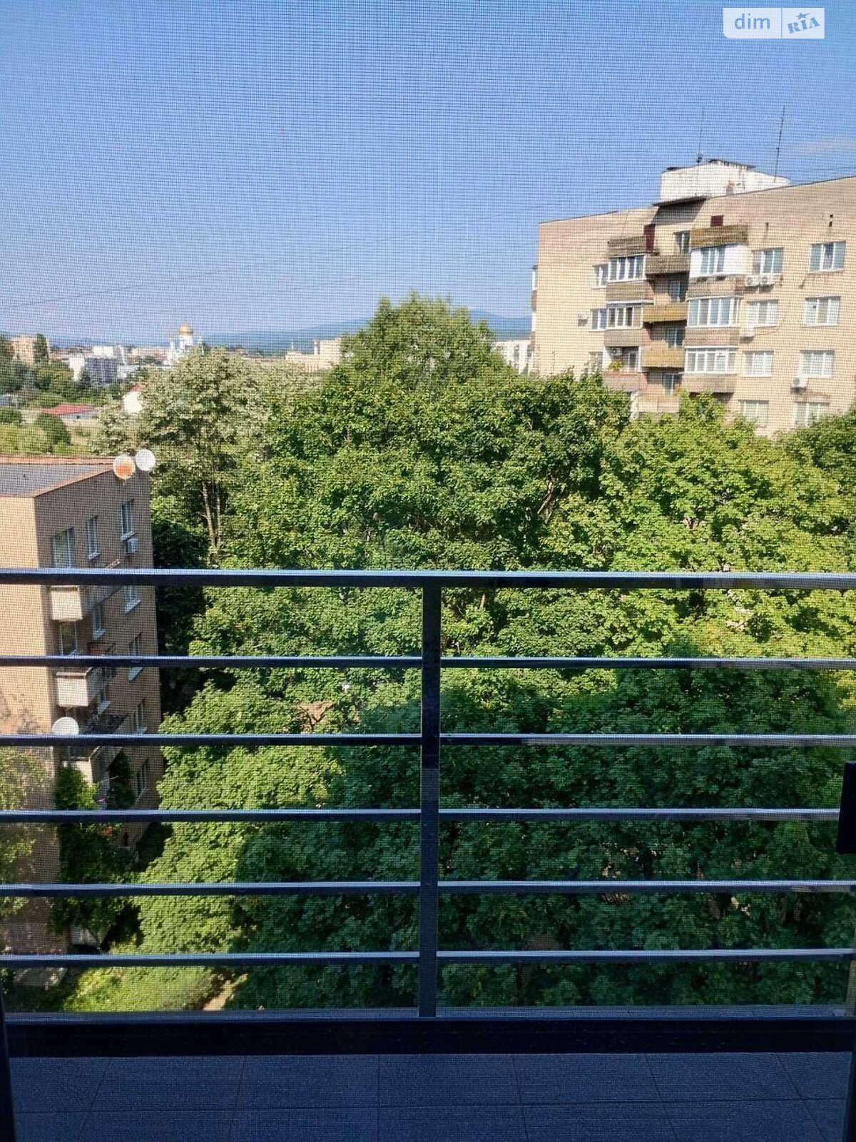 Продаж однокімнатної квартири в Ужгороді, на вул. Героїв 128-ї Бригади 28Б, район Станційний фото 1 Продаж однокімнатної квартири в Ужгороді, на вул. Героїв 128-ї Бригади 28Б, район Станційний фото 1