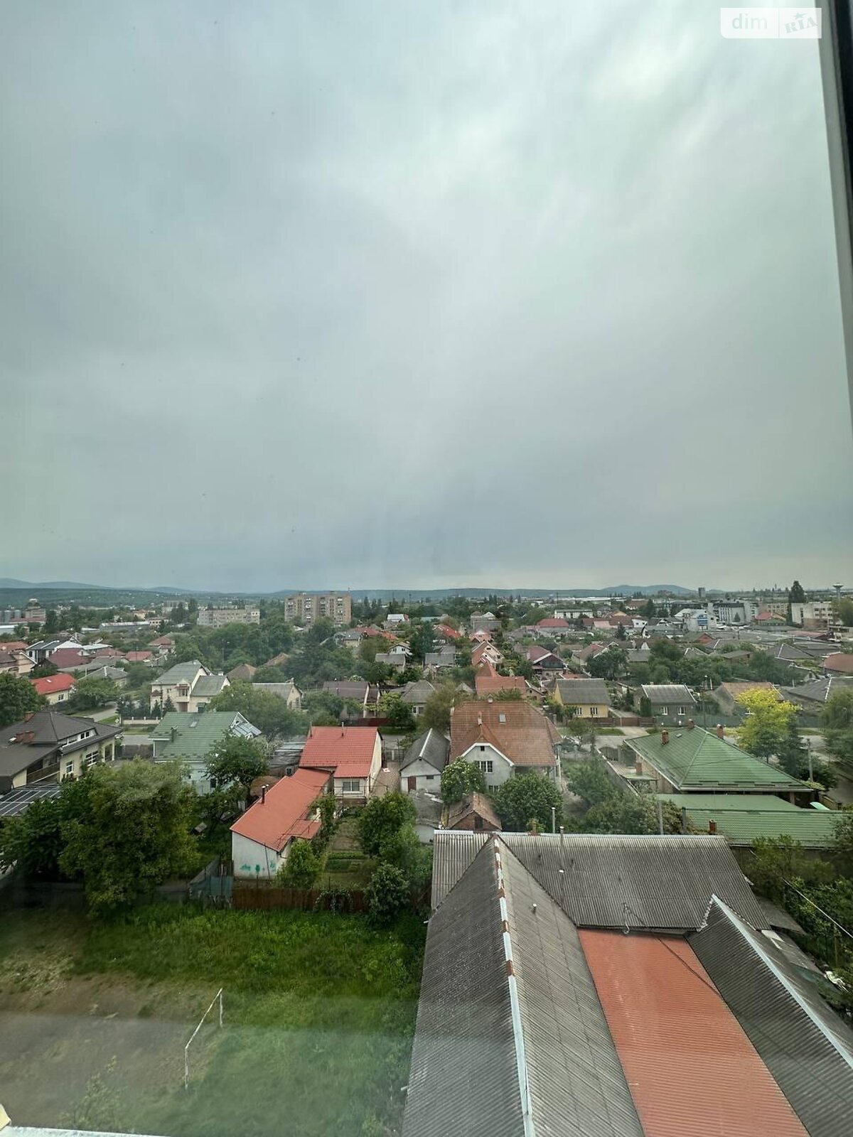 Продаж трикімнатної квартири в Ужгороді, на вул. Минайська, район Станційний фото 1 Продаж трикімнатної квартири в Ужгороді, на вул. Минайська, район Станційний фото 1