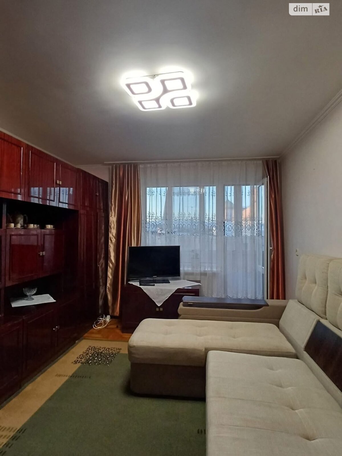 Продаж двокімнатної квартири в Ужгороді, на вул. Минайська, район Станційний фото 1 Продаж двокімнатної квартири в Ужгороді, на вул. Минайська, район Станційний фото 1