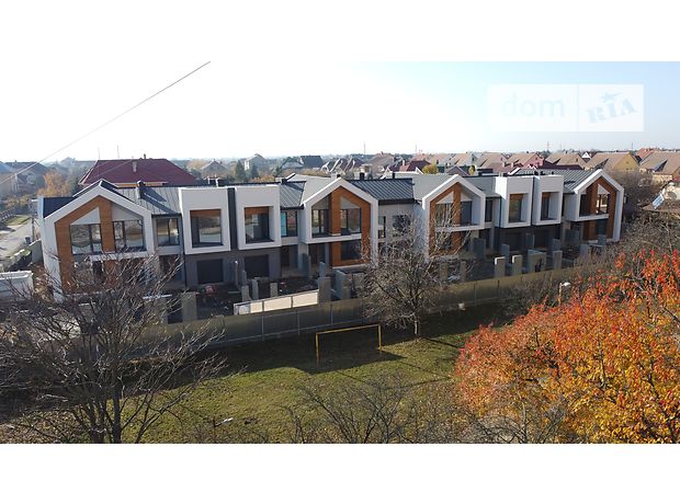 Продажа пятикомнатной квартиры в Ужгороде, на ул. Вишневая район Сторожница фото 1