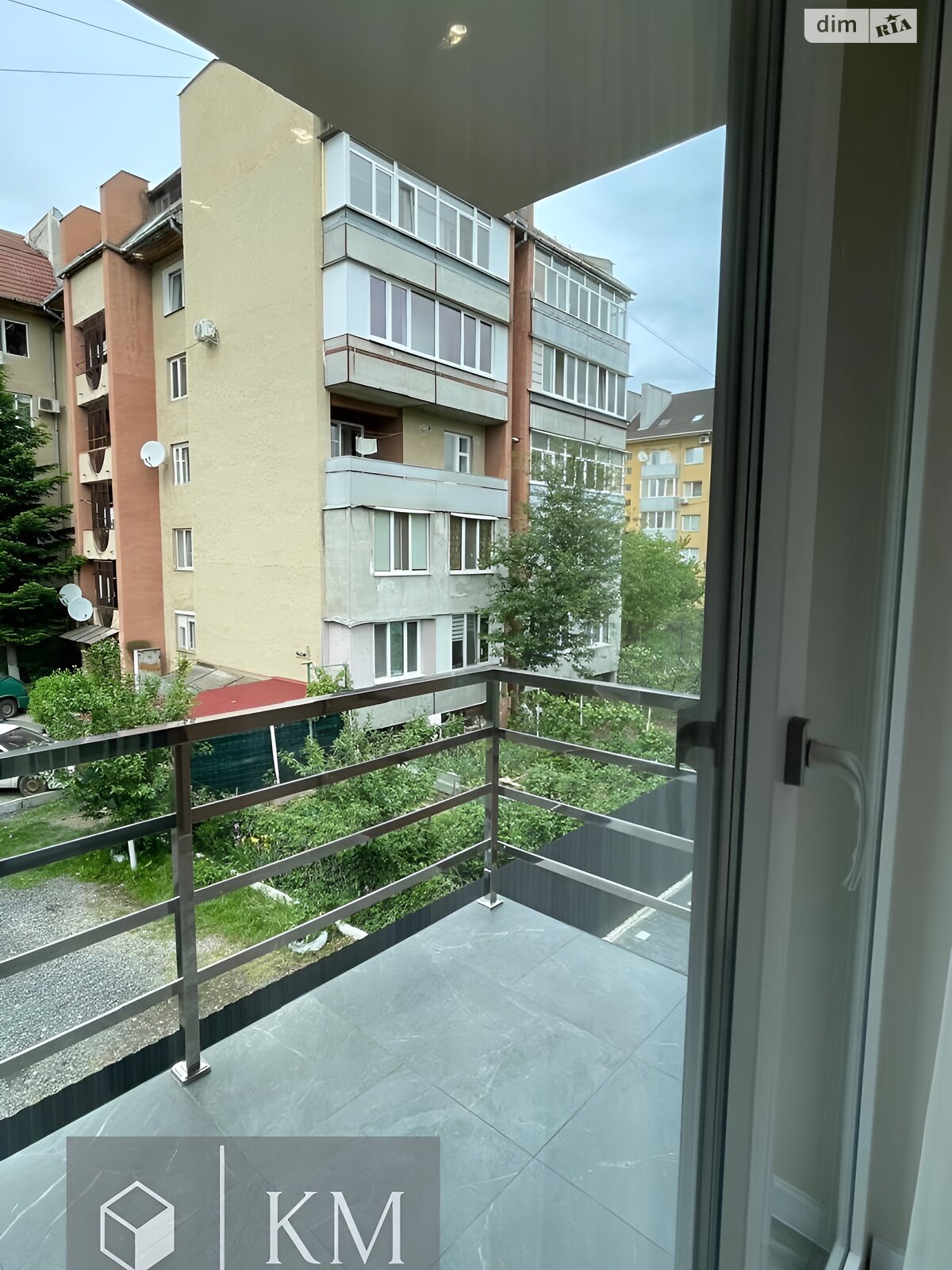 Продаж однокімнатної квартири в Ужгороді, на вул. Володимирська, кв. 11, район Свепомоц фото 1 Продаж однокімнатної квартири в Ужгороді, на вул. Володимирська, кв. 11, район Свепомоц фото 1
