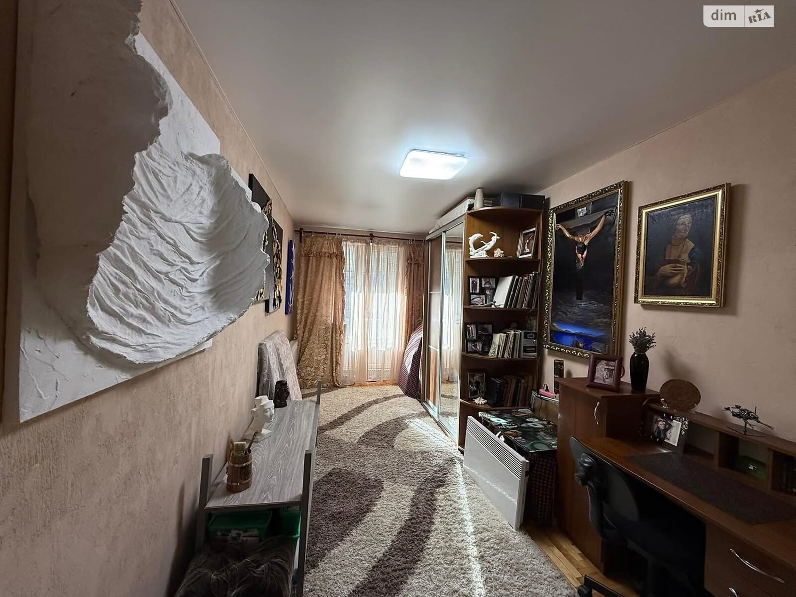 Продажа трехкомнатной квартиры в Ужгороде, на ул. Заньковецкой 6, район Свепомоц фото 1 Продажа трехкомнатной квартиры в Ужгороде, на ул. Заньковецкой 6, район Свепомоц фото 1