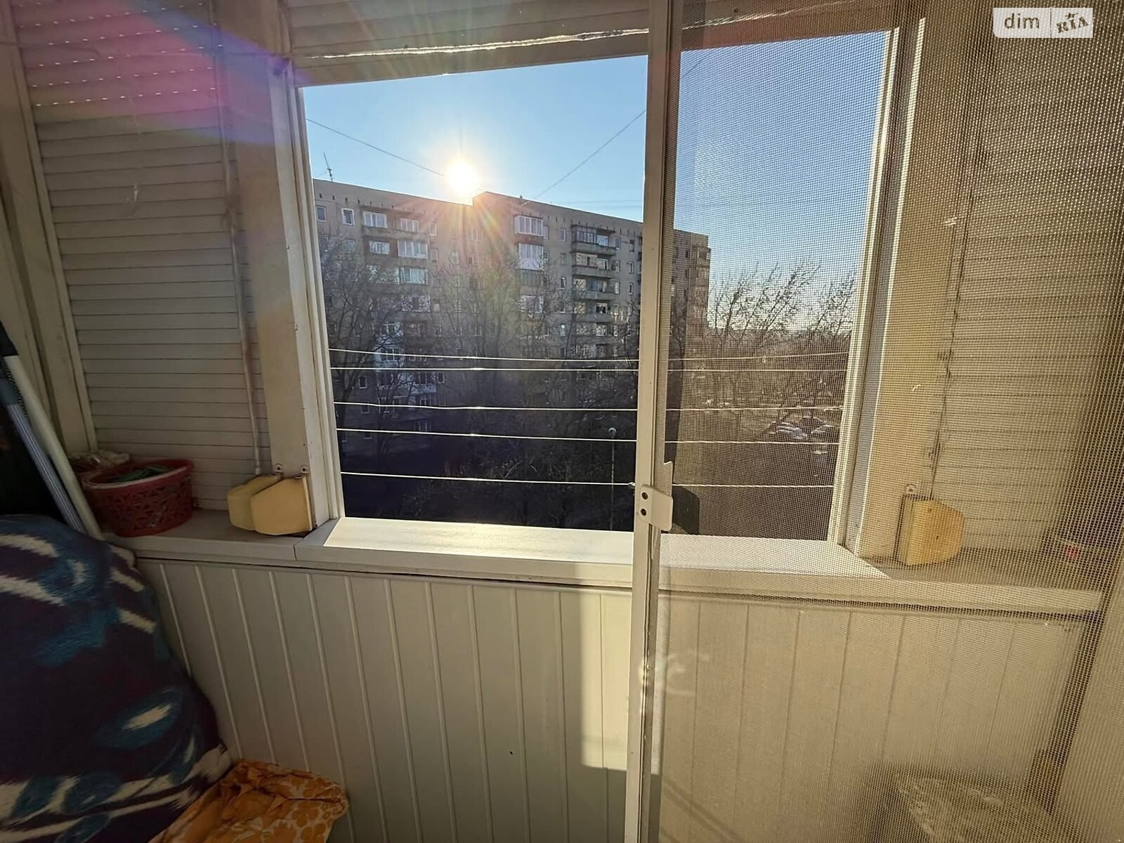 Продажа трехкомнатной квартиры в Ужгороде, на ул. Заньковецкой 6, район Свепомоц фото 1 Продажа трехкомнатной квартиры в Ужгороде, на ул. Заньковецкой 6, район Свепомоц фото 1