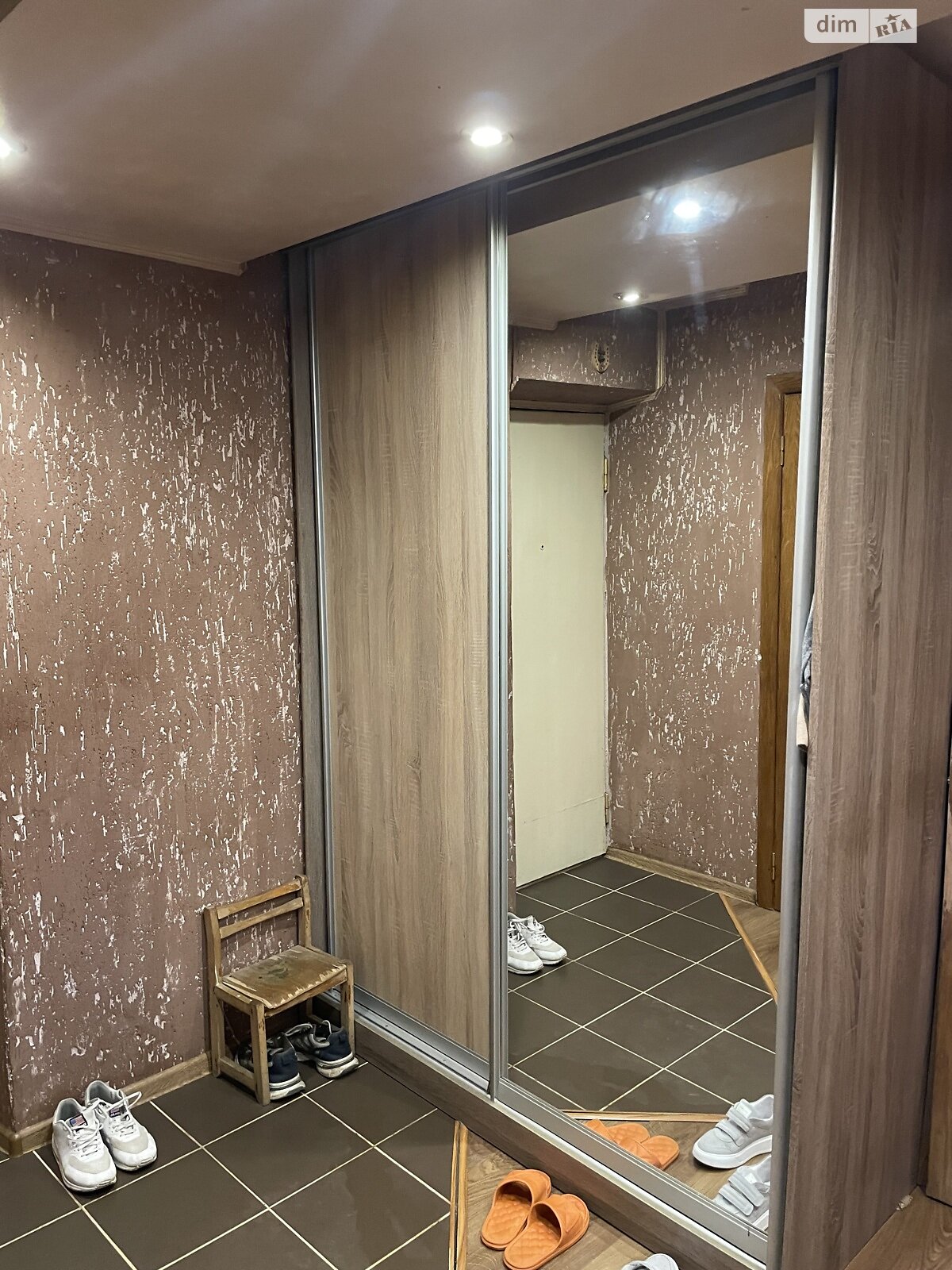 Продаж трикімнатної квартири в Ужгороді, на вул. Заньковецької 2А, район Свепомоц фото 1 Продаж трикімнатної квартири в Ужгороді, на вул. Заньковецької 2А, район Свепомоц фото 1