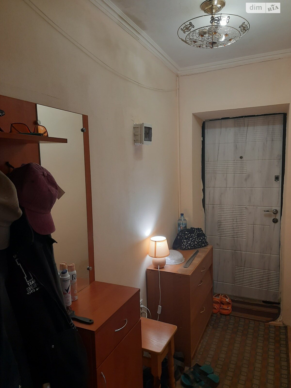 Продаж двокімнатної квартири в Ужгороді, на вул. Заньковецької 21, район Свепомоц фото 1 Продаж двокімнатної квартири в Ужгороді, на вул. Заньковецької 21, район Свепомоц фото 1
