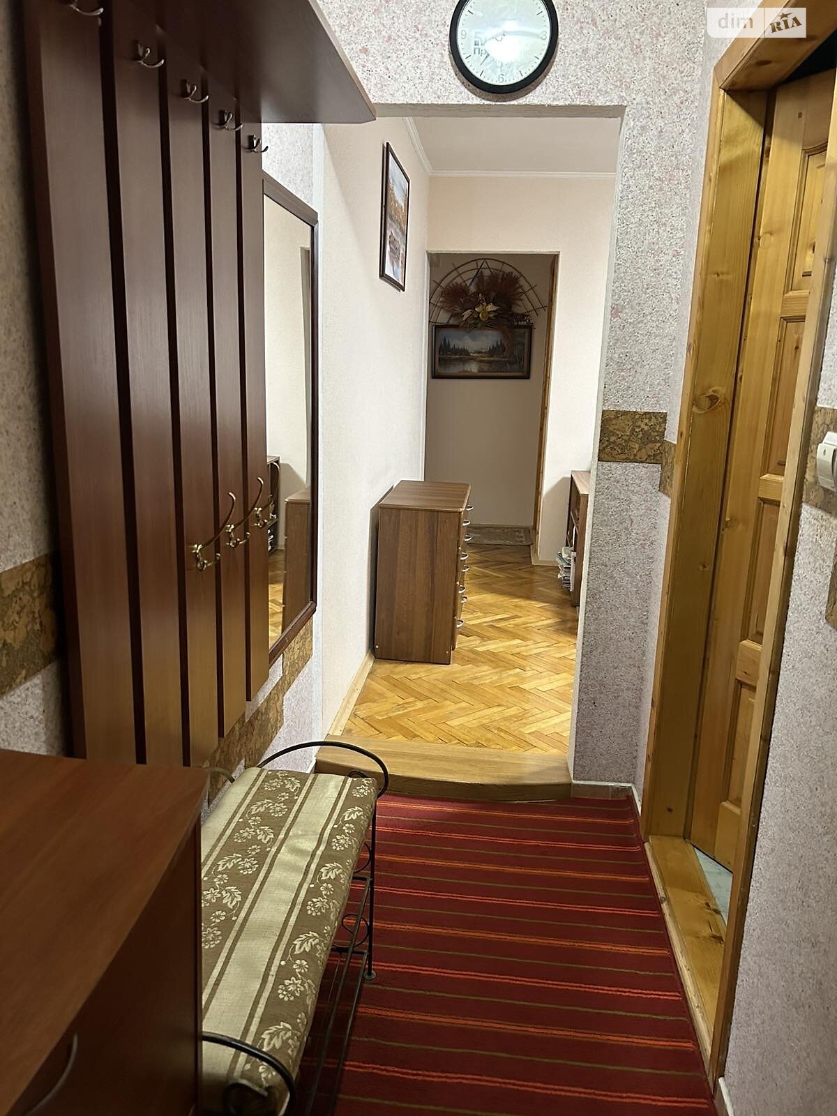 Продаж двокімнатної квартири в Ужгороді, на просп. Свободи, фото 1 Продаж двокімнатної квартири в Ужгороді, на просп. Свободи, фото 1