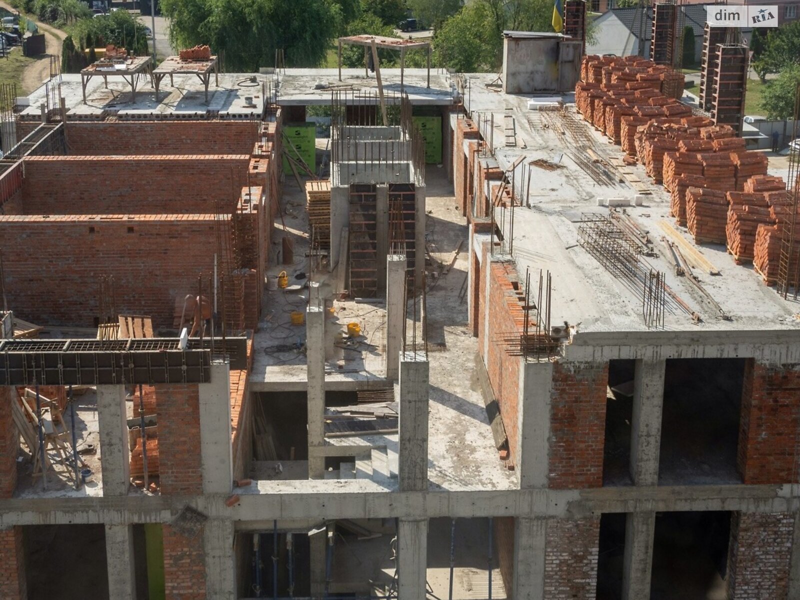 Продажа однокомнатной квартиры в Ужгороде, на ул. Тлехаса 19, район Новый фото 1 Продажа однокомнатной квартиры в Ужгороде, на ул. Тлехаса 19, район Новый фото 1