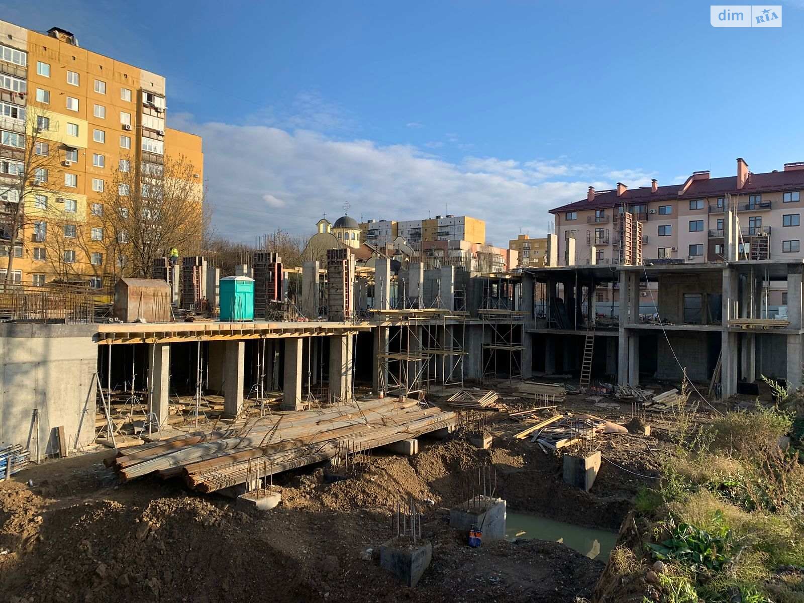 Продаж однокімнатної квартири в Ужгороді, на вул. Тлехаса 89А, фото 1