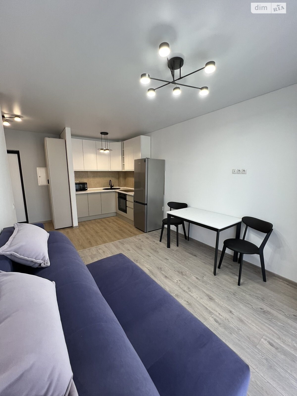 Продаж однокімнатної квартири в Ужгороді, на вул. Тлехаса 19 корпус 3, фото 1