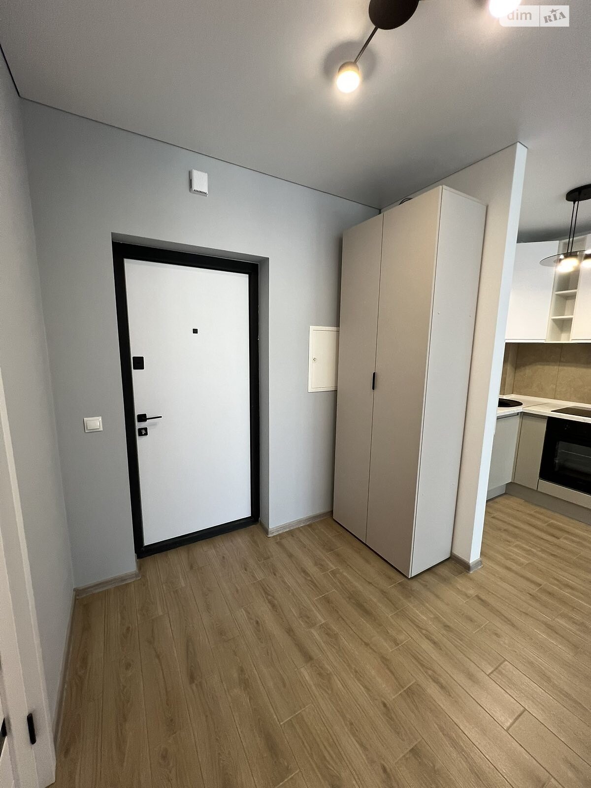 Продаж однокімнатної квартири в Ужгороді, на вул. Тлехаса 19 корпус 3, фото 1