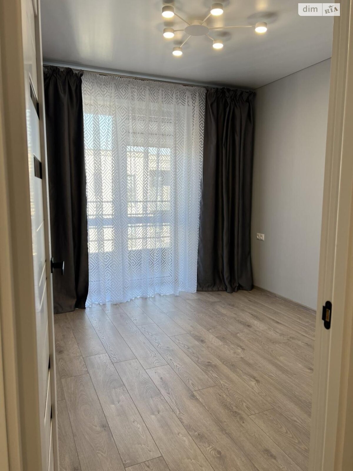 Продажа однокомнатной квартиры в Ужгороде, на ул. Тлехаса, фото 1