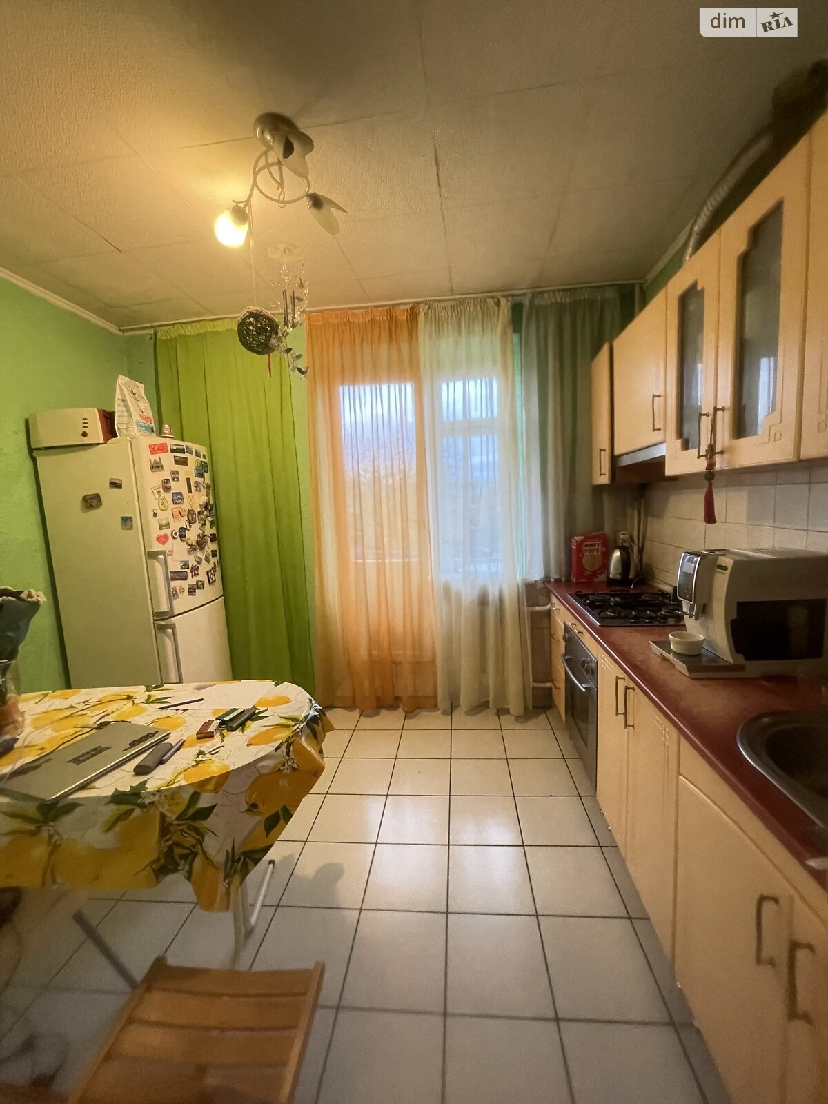 Продажа трехкомнатной квартиры в Ужгороде, на ул. 15-го батальона, район Центр фото 1