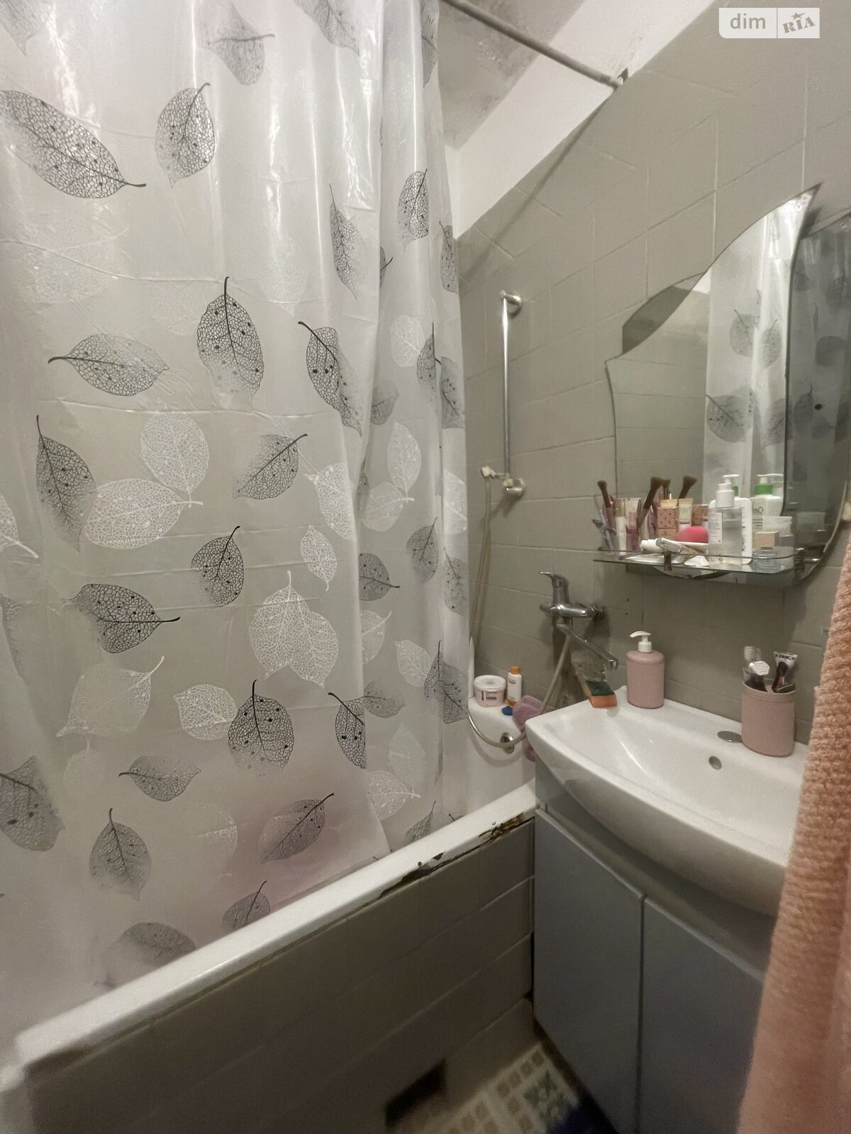 Продажа трехкомнатной квартиры в Ужгороде, на ул. 15-го батальона, район Центр фото 1