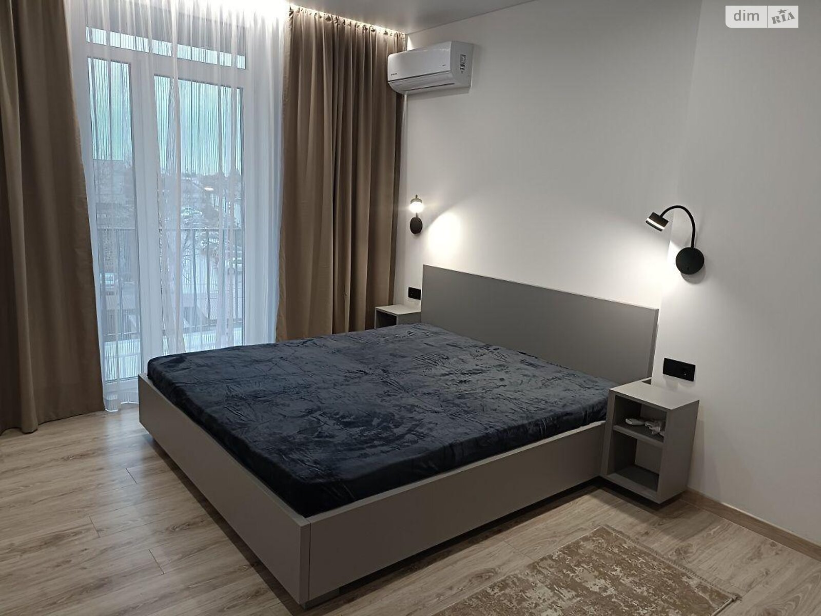 Продажа однокомнатной квартиры в Ужгороде, на пл. Андрея Бачинского, район Центр фото 1 Продажа однокомнатной квартиры в Ужгороде, на пл. Андрея Бачинского, район Центр фото 1