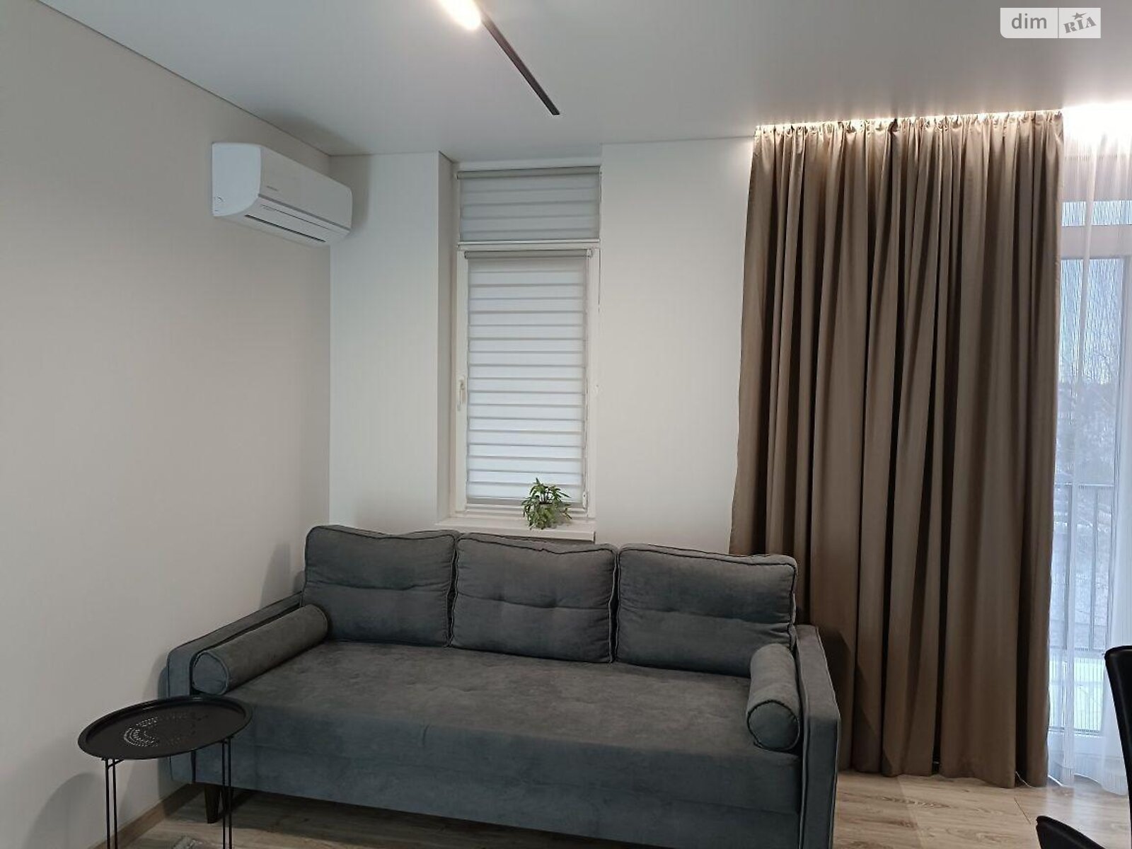 Продажа однокомнатной квартиры в Ужгороде, на пл. Андрея Бачинского, район Центр фото 1 Продажа однокомнатной квартиры в Ужгороде, на пл. Андрея Бачинского, район Центр фото 1