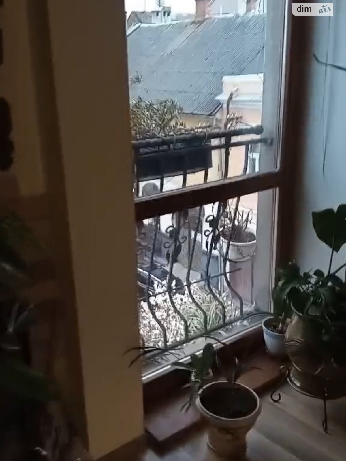 Продажа двухкомнатной квартиры в Ужгороде, на ул. Духновича, район Центр фото 1 Продажа двухкомнатной квартиры в Ужгороде, на ул. Духновича, район Центр фото 1