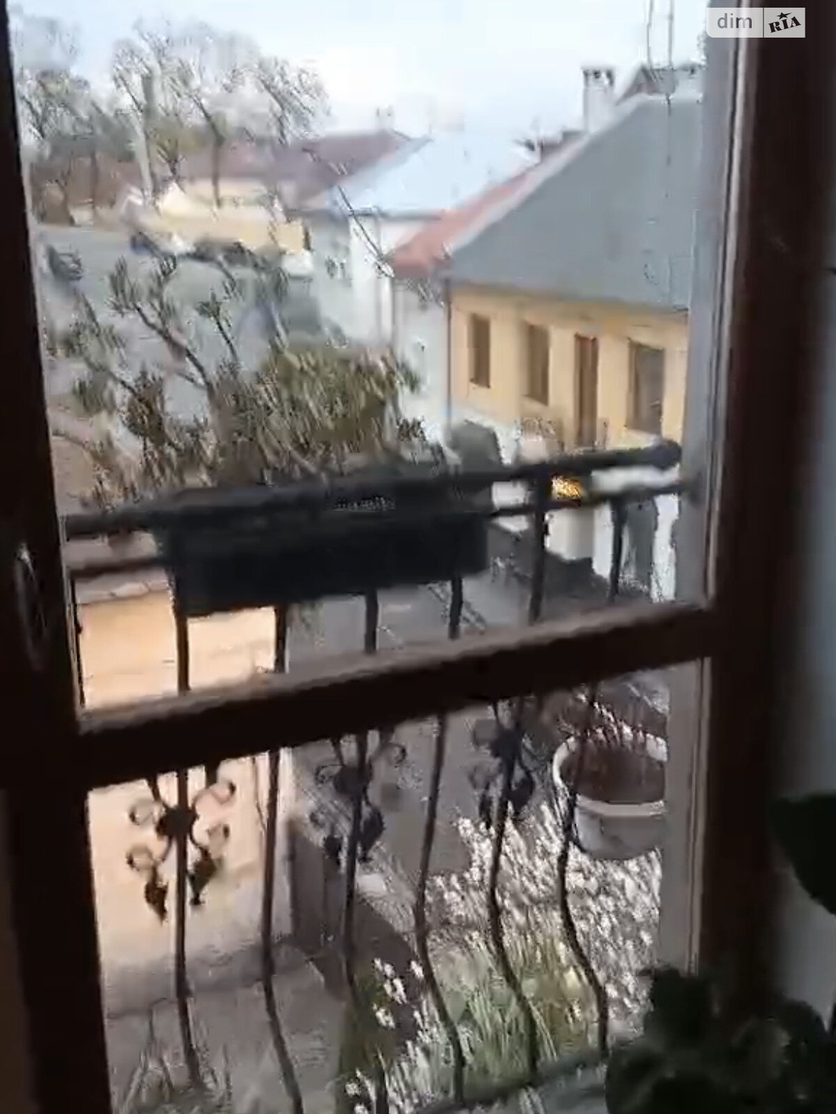 Продажа двухкомнатной квартиры в Ужгороде, на ул. Духновича, район Центр фото 1 Продажа двухкомнатной квартиры в Ужгороде, на ул. Духновича, район Центр фото 1