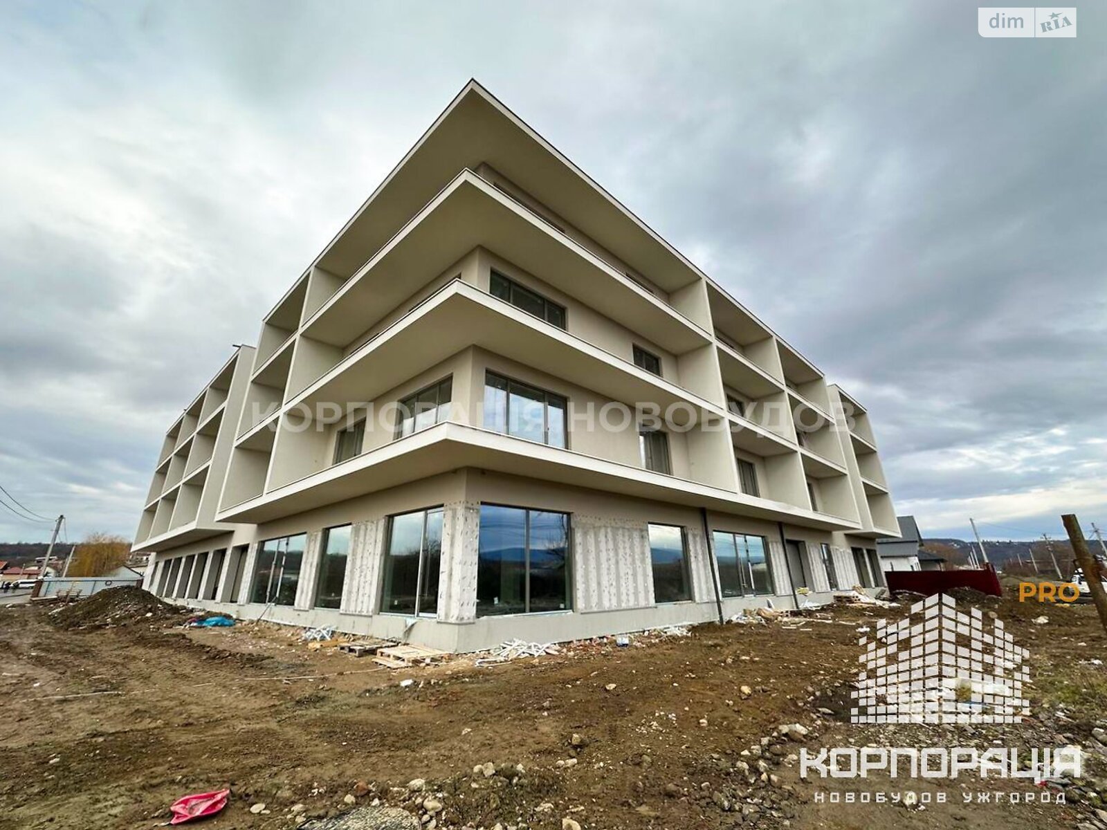 Продаж двокімнатної квартири в Ужгороді, на вул. Доманинська, район Центр фото 1 Продаж двокімнатної квартири в Ужгороді, на вул. Доманинська, район Центр фото 1
