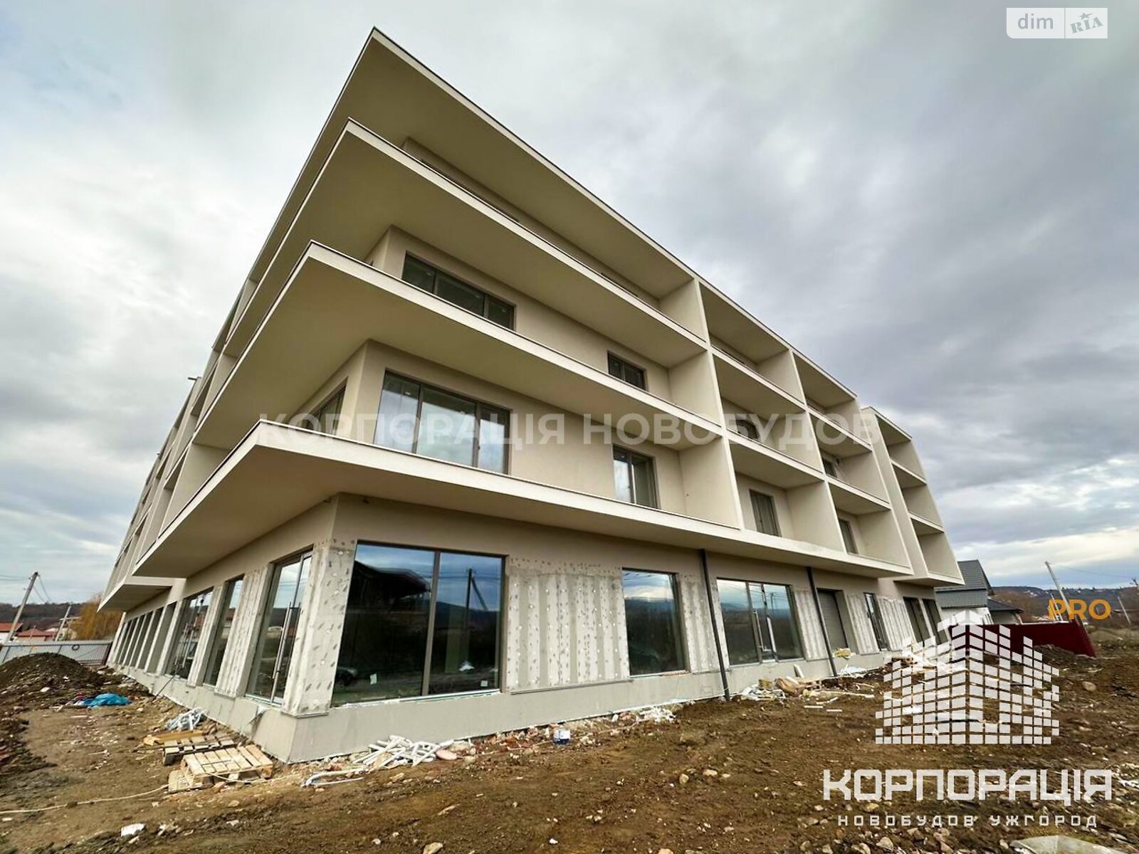 Продаж двокімнатної квартири в Ужгороді, на вул. Доманинська, район Центр фото 1 Продаж двокімнатної квартири в Ужгороді, на вул. Доманинська, район Центр фото 1