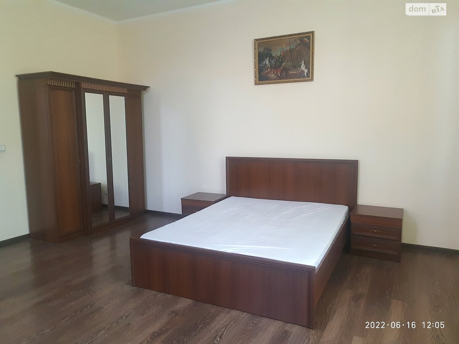 Продажа двухкомнатной квартиры в Ужгороде, на ул. Довженко xx, район Центр фото 1 Продажа двухкомнатной квартиры в Ужгороде, на ул. Довженко xx, район Центр фото 1