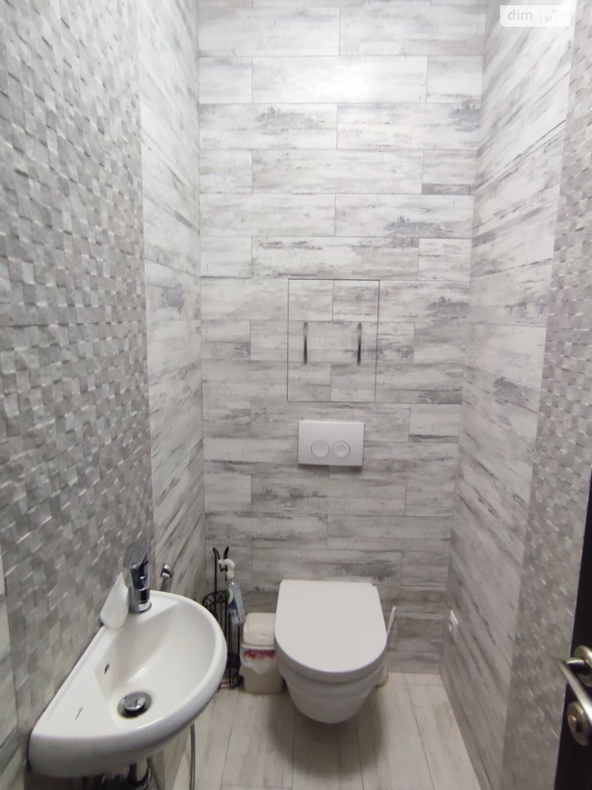 Продажа двухкомнатной квартиры в Ужгороде, на ул. Другетов 112, кв. 21, район Центр фото 1 Продажа двухкомнатной квартиры в Ужгороде, на ул. Другетов 112, кв. 21, район Центр фото 1