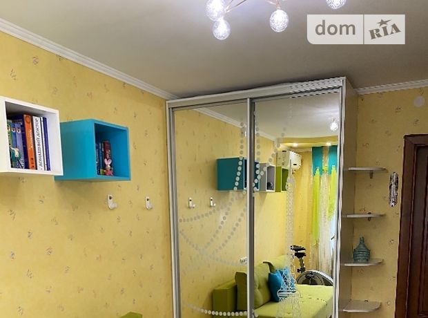 Продажа трехкомнатной квартиры в Ужгороде, на ул. Сечени район Центр фото 1 Продажа трехкомнатной квартиры в Ужгороде, на ул. Сечени район Центр фото 1