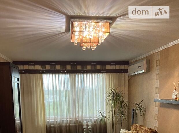 Продажа трехкомнатной квартиры в Ужгороде, на ул. Сечени район Центр фото 1 Продажа трехкомнатной квартиры в Ужгороде, на ул. Сечени район Центр фото 1