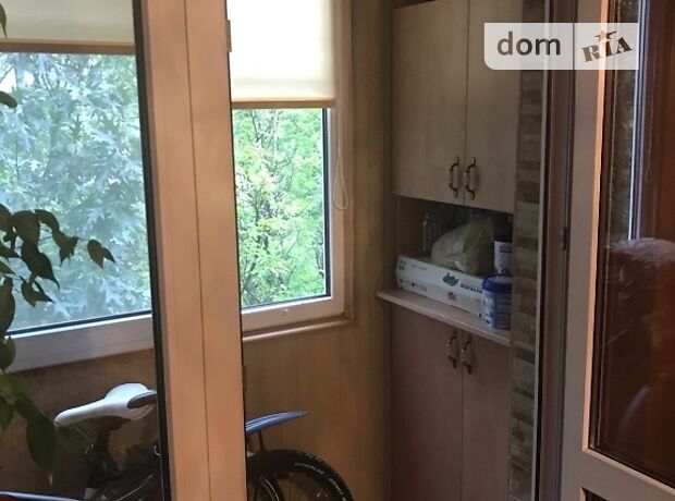 Продажа трехкомнатной квартиры в Ужгороде, на ул. Сечени район Центр фото 1 Продажа трехкомнатной квартиры в Ужгороде, на ул. Сечени район Центр фото 1