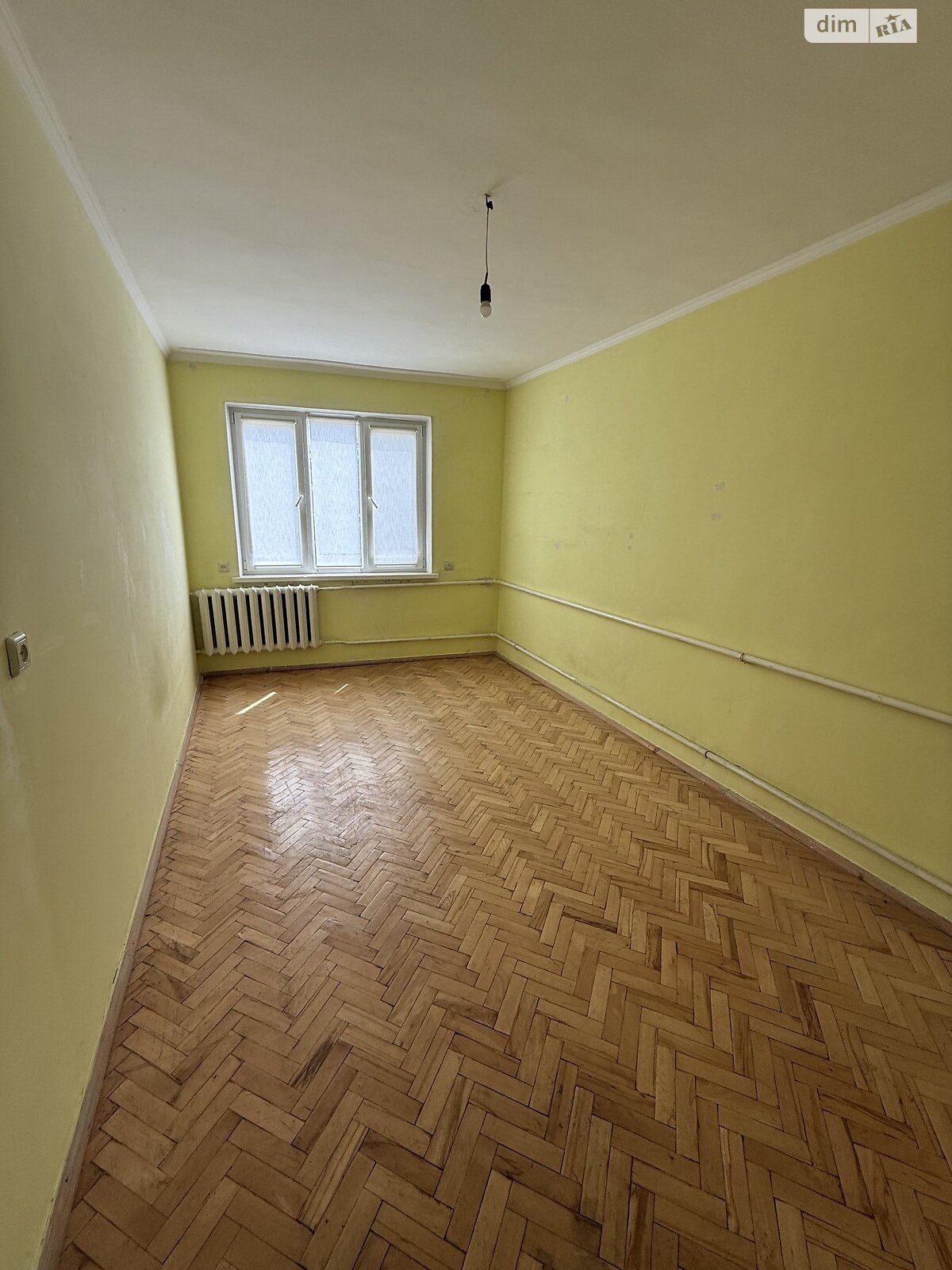 Продажа четырехкомнатной квартиры в Ужгороде, на ул. Эрдели, район Центр фото 1 Продажа четырехкомнатной квартиры в Ужгороде, на ул. Эрдели, район Центр фото 1