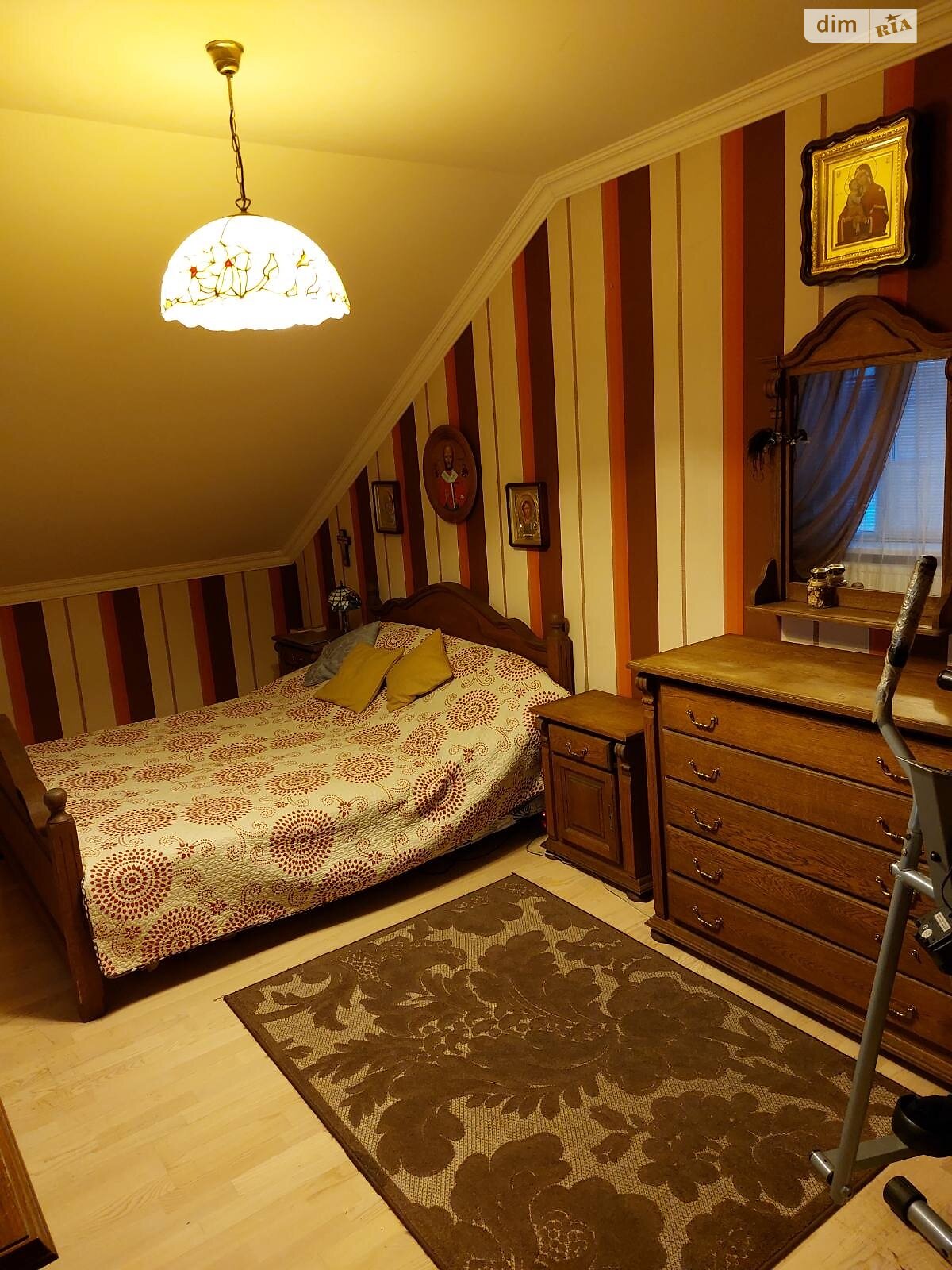 Продажа трехкомнатной квартиры в Ужгороде, на ул. Героев Мариуполя 49, район Центр фото 1 Продажа трехкомнатной квартиры в Ужгороде, на ул. Героев Мариуполя 49, район Центр фото 1