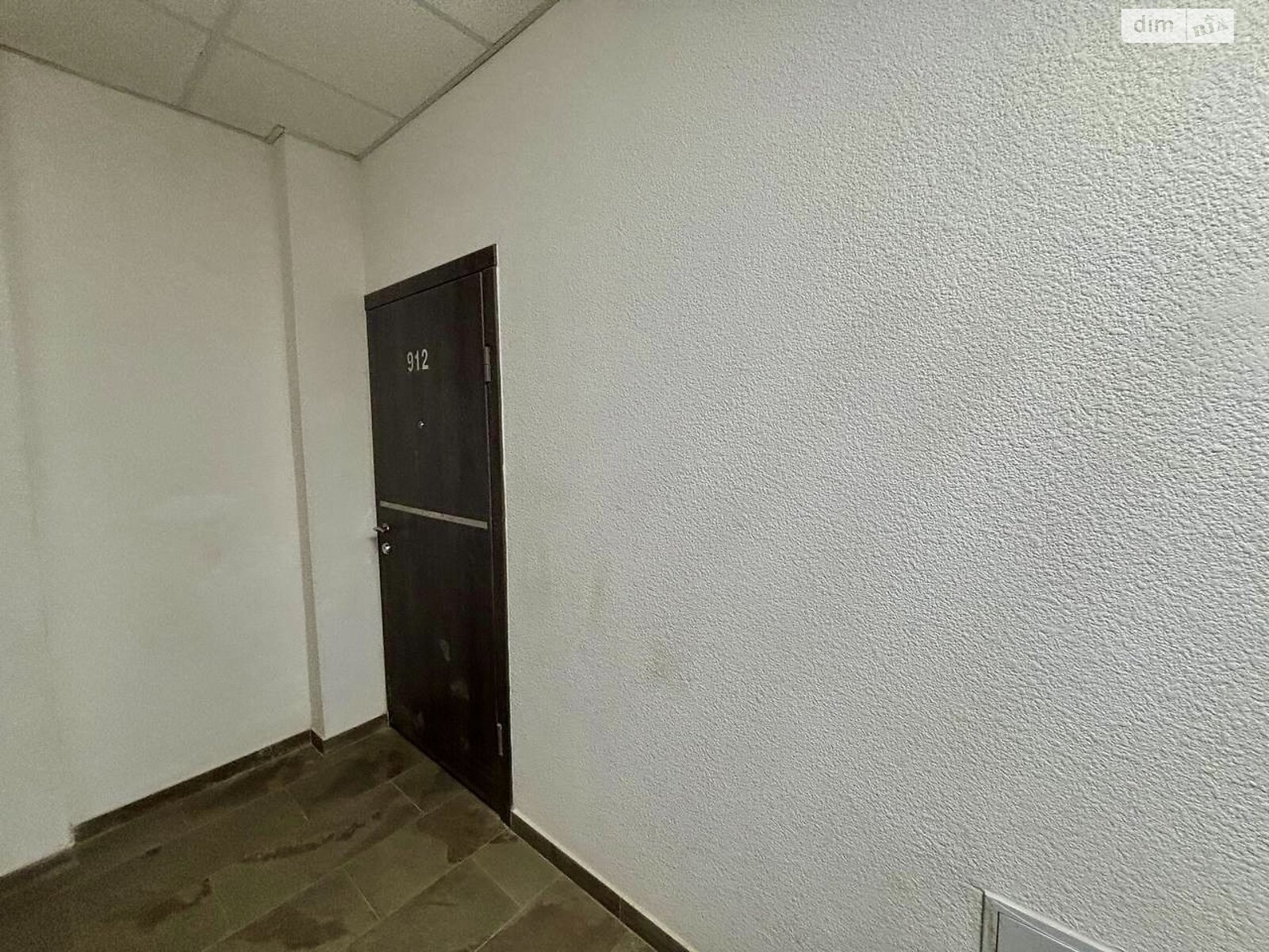 Продажа трехкомнатной квартиры в Ужгороде, на ул. Гленца 22, кв. 915, район Центр фото 1