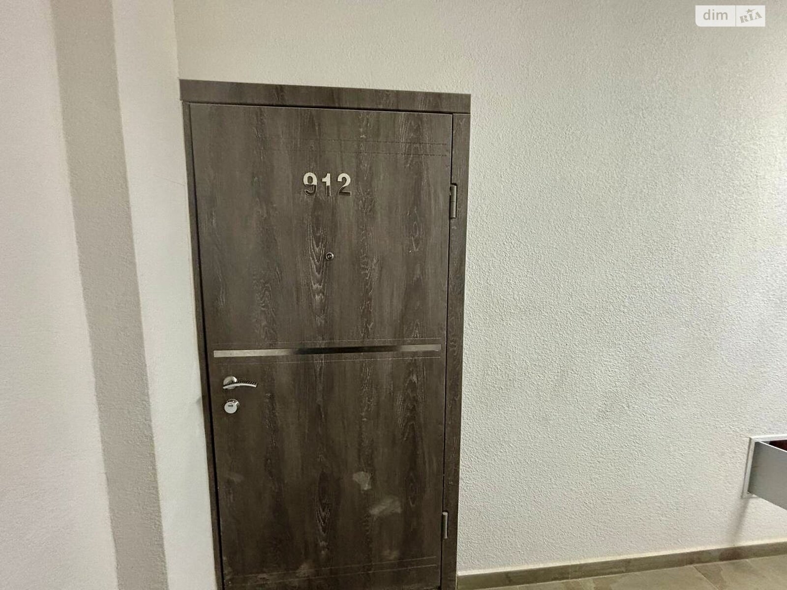 Продажа трехкомнатной квартиры в Ужгороде, на ул. Гленца 22, кв. 915, район Центр фото 1