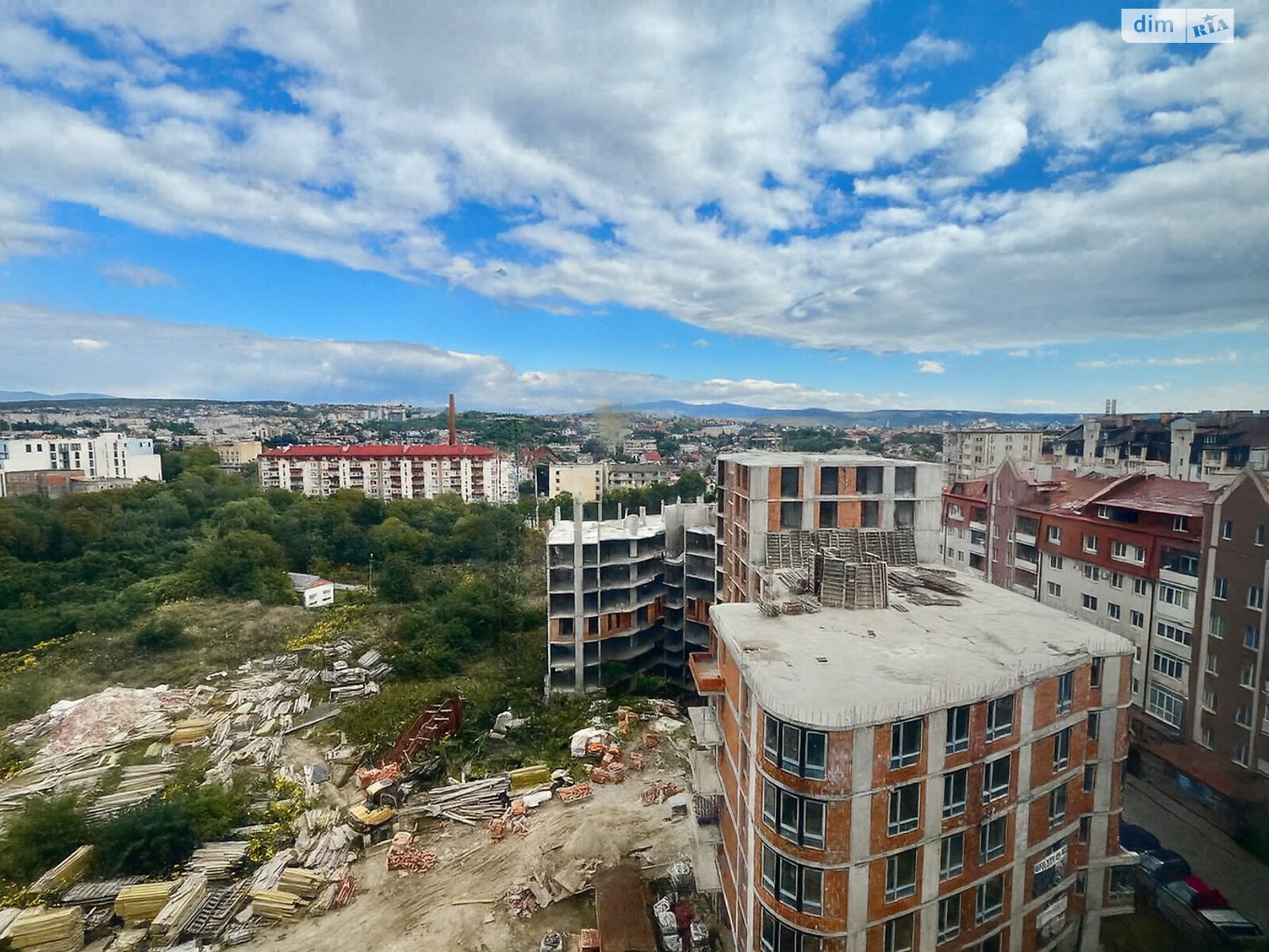 Продажа трехкомнатной квартиры в Ужгороде, на ул. Гленца 22, кв. 915, район Центр фото 1