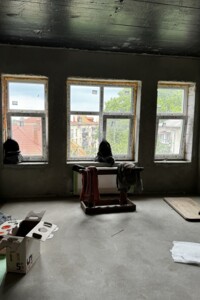 Продаж двокімнатної квартири в Ужгороді, на вул. Володимира Гошовського, район Центр фото 2