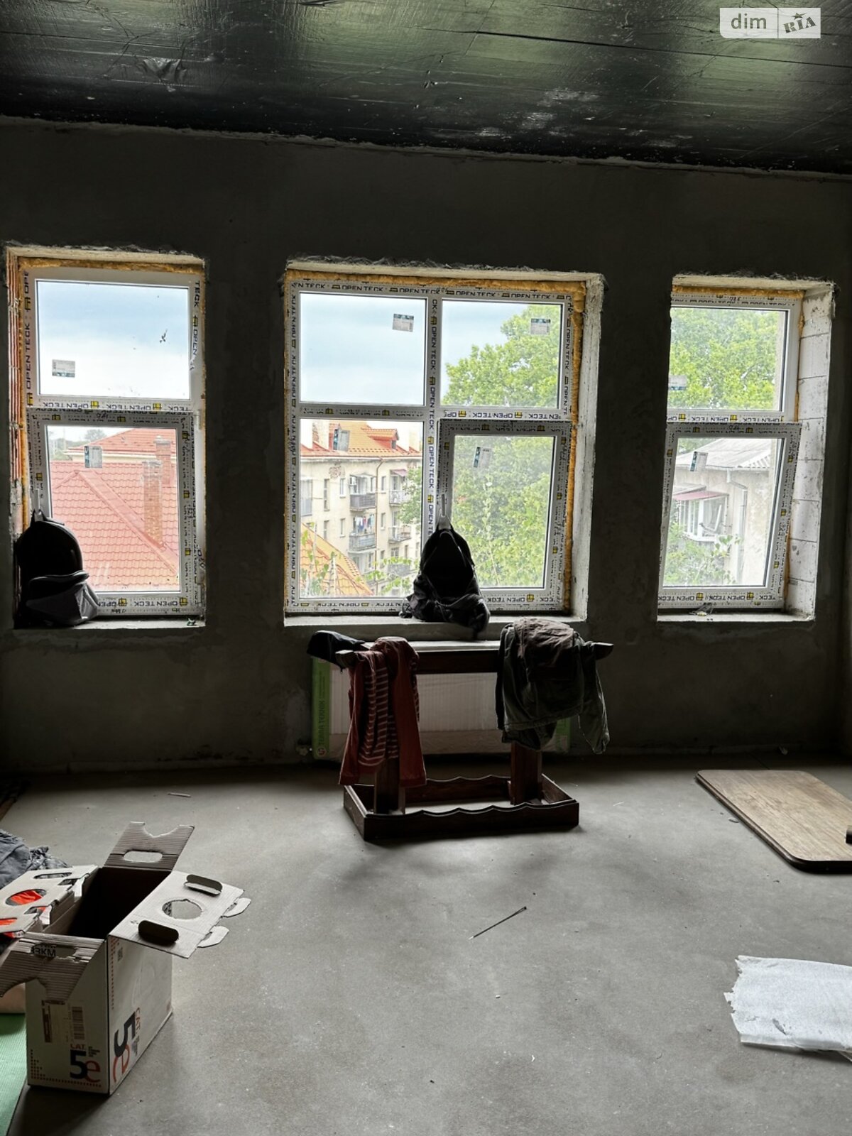 Продаж двокімнатної квартири в Ужгороді, на вул. Володимира Гошовського, район Центр фото 1 Продаж двокімнатної квартири в Ужгороді, на вул. Володимира Гошовського, район Центр фото 1