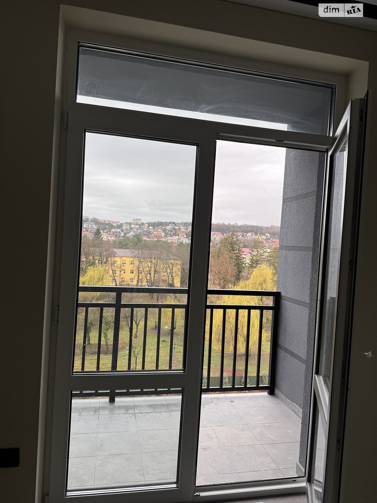 Продажа однокомнатной квартиры в Ужгороде, на ул. Ивана Фогарашия 17, район Центр фото 1 Продажа однокомнатной квартиры в Ужгороде, на ул. Ивана Фогарашия 17, район Центр фото 1