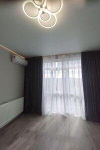 Продажа однокомнатной квартиры в Ужгороде, на ул. Ивана Фогарашия 17, район Центр фото 2