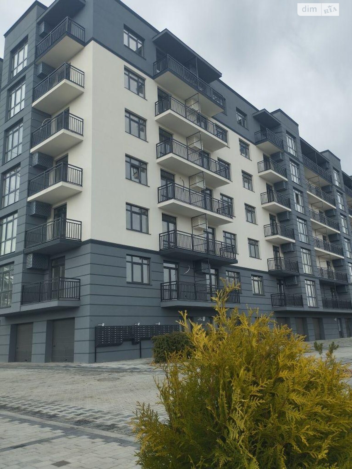 Продажа однокомнатной квартиры в Ужгороде, на ул. Ивана Фогарашия 17, район Центр фото 1 Продажа однокомнатной квартиры в Ужгороде, на ул. Ивана Фогарашия 17, район Центр фото 1