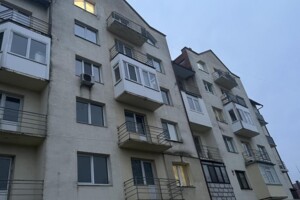 Продажа четырехкомнатной квартиры в Ужгороде, на ул. Кармелюка 12, район Центр фото 2