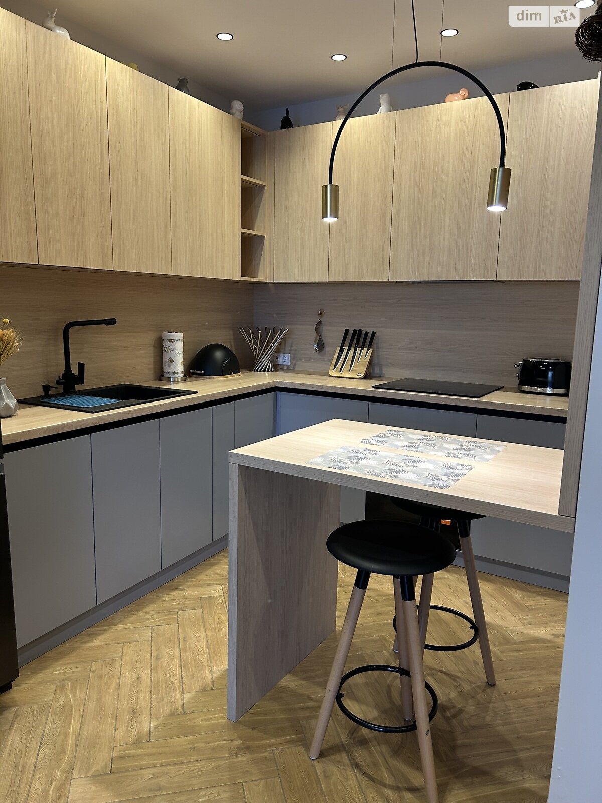 Продажа однокомнатной квартиры в Ужгороде, на наб. Киевская, район Центр фото 1