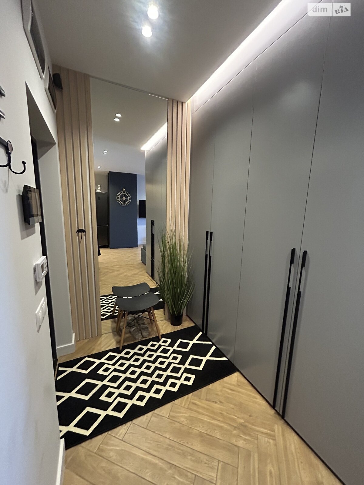 Продажа однокомнатной квартиры в Ужгороде, на наб. Киевская, район Центр фото 1