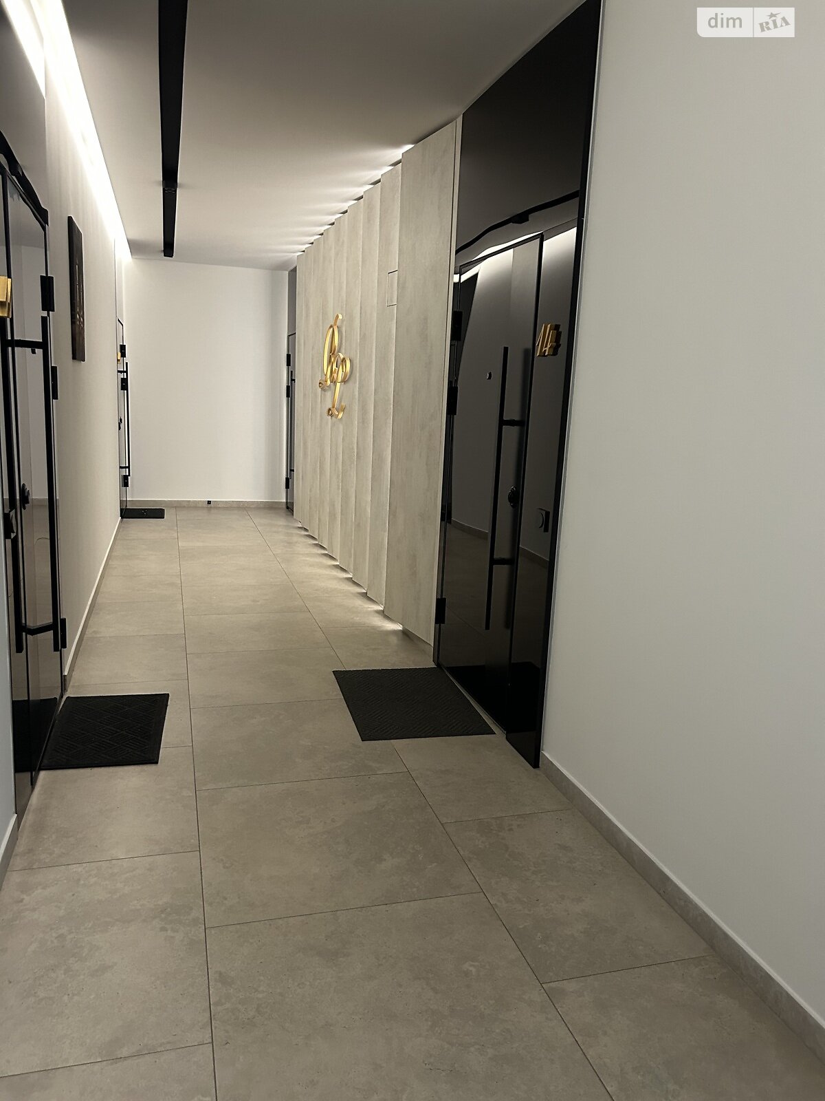 Продажа однокомнатной квартиры в Ужгороде, на наб. Киевская, район Центр фото 1