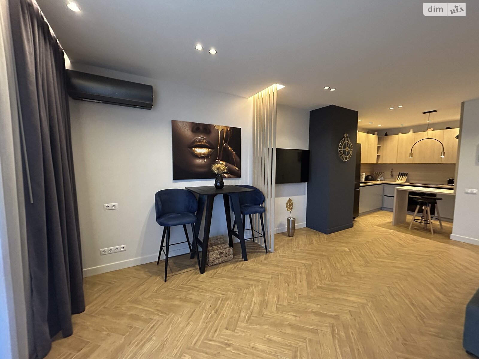 Продажа однокомнатной квартиры в Ужгороде, на наб. Киевская, район Центр фото 1