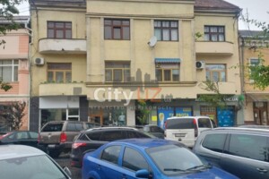 Продаж чотирикімнатної квартири в Ужгороді, на пл. Корятовича, район Центр фото 2