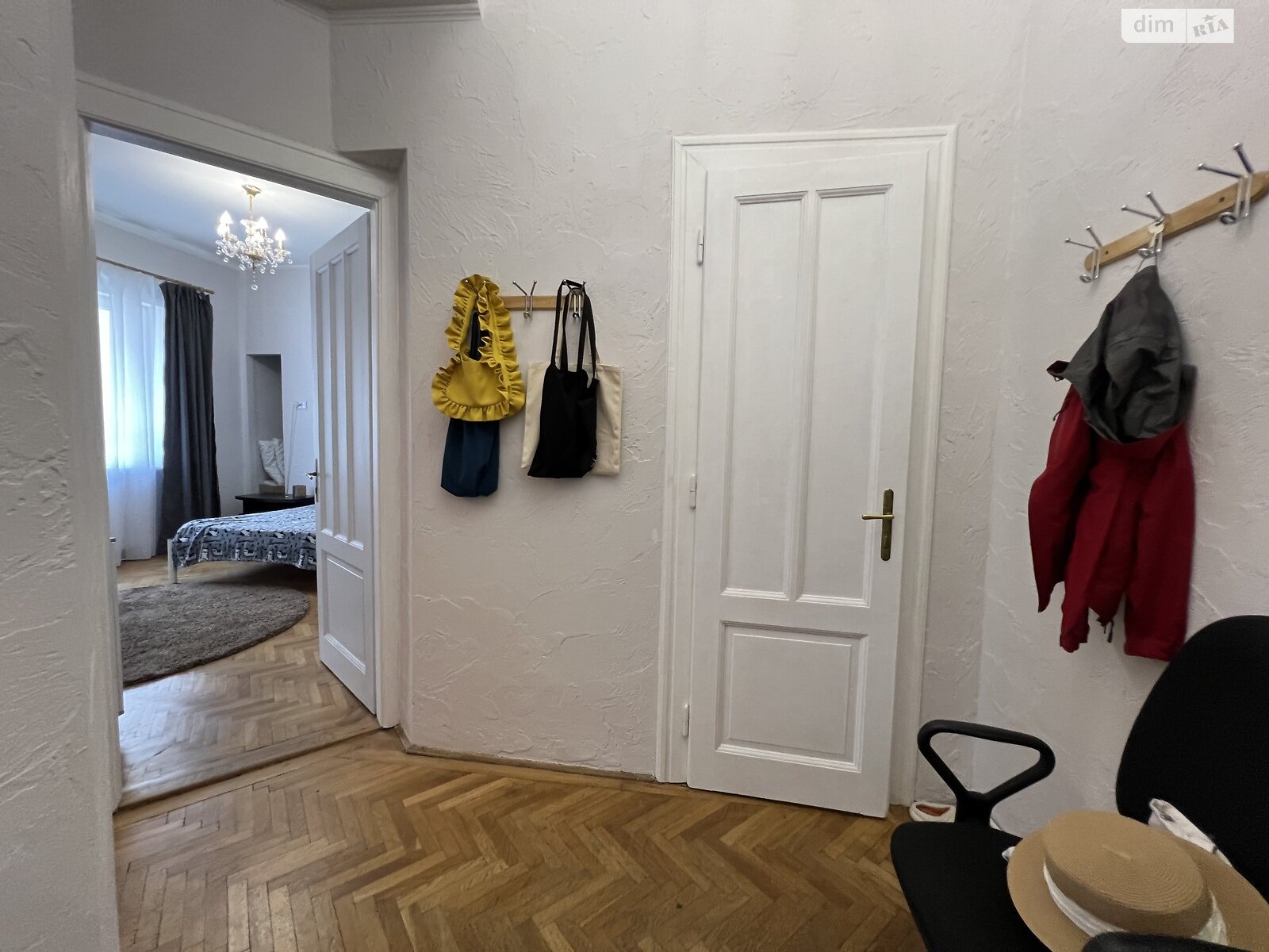 Продажа двухкомнатной квартиры в Ужгороде, на ул. Корзо, район Центр фото 1 Продажа двухкомнатной квартиры в Ужгороде, на ул. Корзо, район Центр фото 1