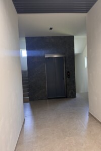 Продаж однокімнатної квартири в Ужгороді, на вул. Кошицька, район Центр фото 2